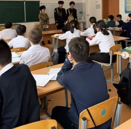  4 ақпанда Павлодар қаласының Ж.Тәшенев атындағы мектебiнің 6 сыныптары үшін үгіт-насихат ұйымдастырылды. 