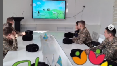 Первый урок каждого понедельника - классный час